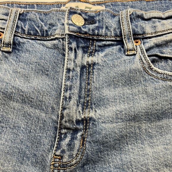 Daze Tough Love High Rise Shorts Size 29 - Picture 15 of 16